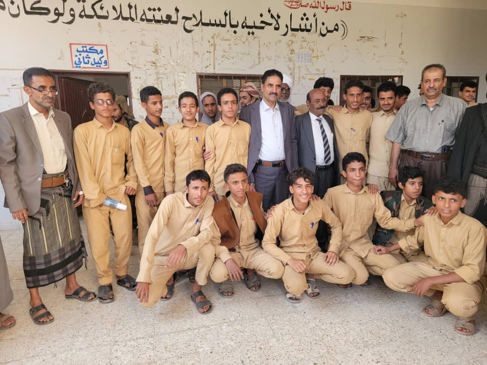 الجبواني وبن لسود يتفقدان مستشفى الدفيعة بمديرية بيحان الجبواني وبن لسود يتفقدان مستشفى الدفيعة بمديرية بيحان