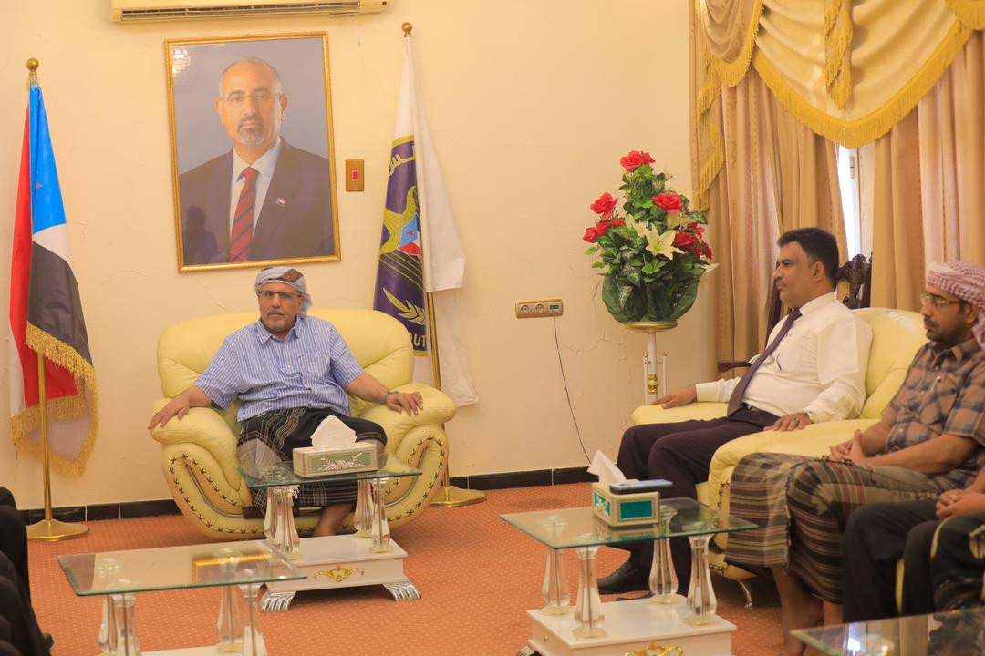 رئيس الجمعية الوطنية يلتقي قيادة فرع نادي القضاة الجنوبي بوادي حضرموت رئيس الجمعية الوطنية يلتقي قيادة فرع نادي القضاة الجنوبي بوادي حضرموت