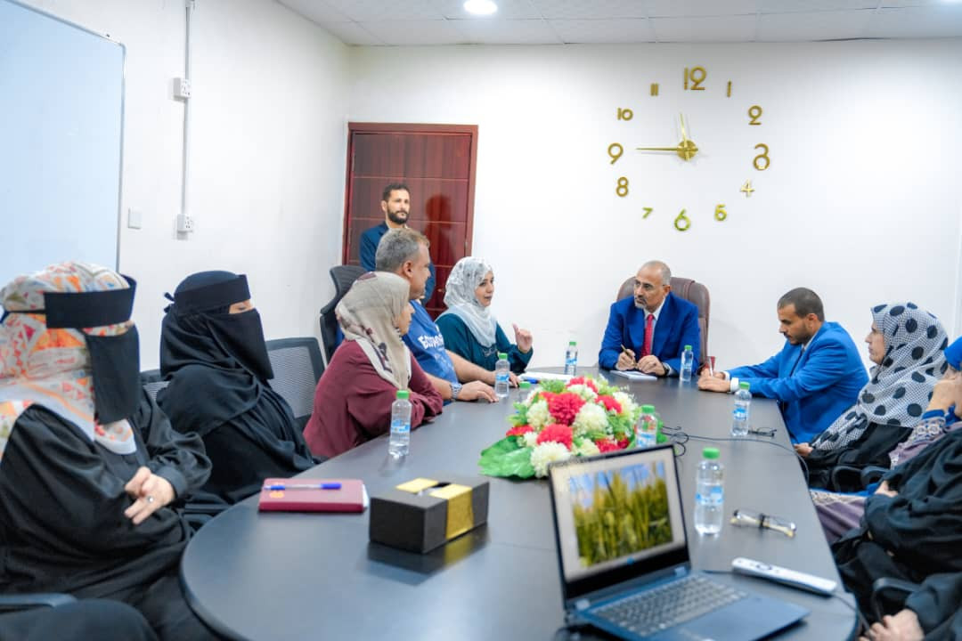 الرئيس الزُبيدي يؤكد أهمية البيانات الإحصائية في بناء الدولة وصناعة القرار الرئيس الزُبيدي يؤكد أهمية البيانات الإحصائية في بناء الدولة وصناعة القرار