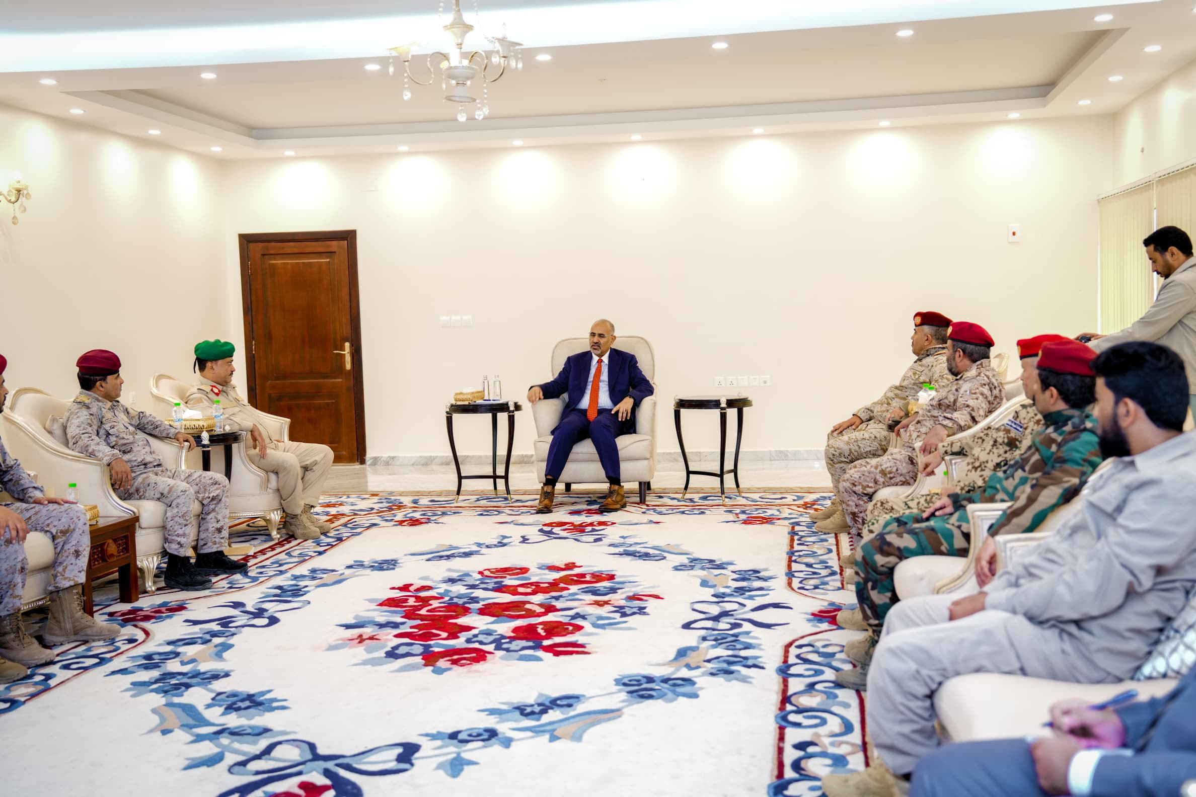 إجراءات حضرموت والمهرة لتأمين الجنوب والوجهة نحو صنعاء إجراءات حضرموت والمهرة لتأمين الجنوب والوجهة نحو صنعاء