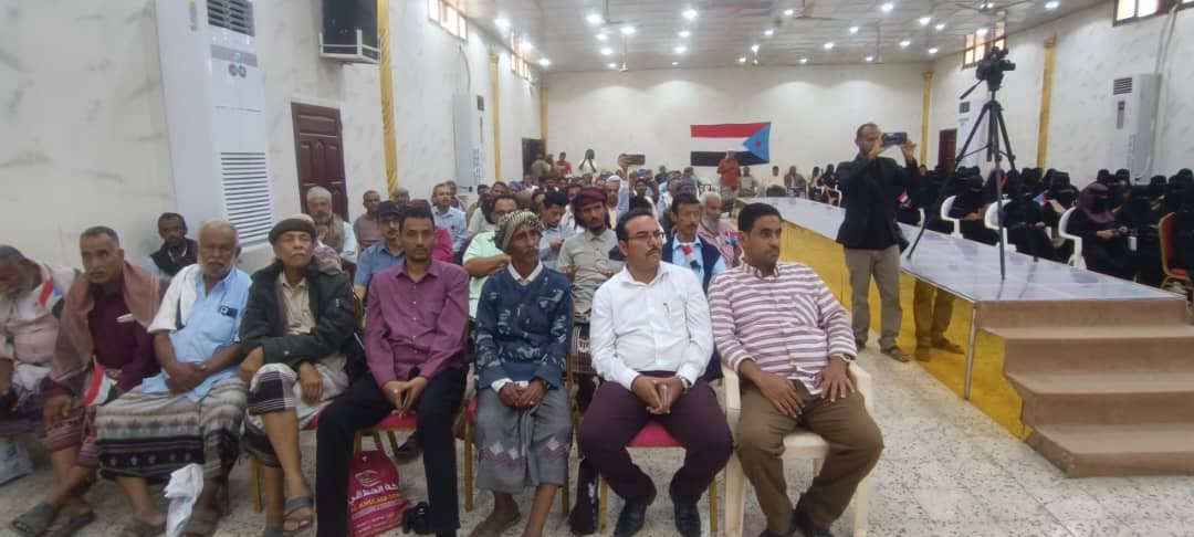 انتقالي لحج ينظم لقاءً موسعًا مع منظمات المجتمع المدني بالمحافظة انتقالي لحج ينظم لقاءً موسعًا مع منظمات المجتمع المدني بالمحافظة