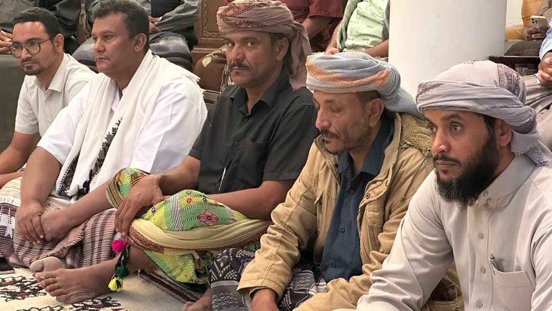 رئيس الجمعية الوطنية يلتقي وفد قبيلة آل الزبيدي بوادي حضرموت رئيس الجمعية الوطنية يلتقي وفد قبيلة آل الزبيدي بوادي حضرموت