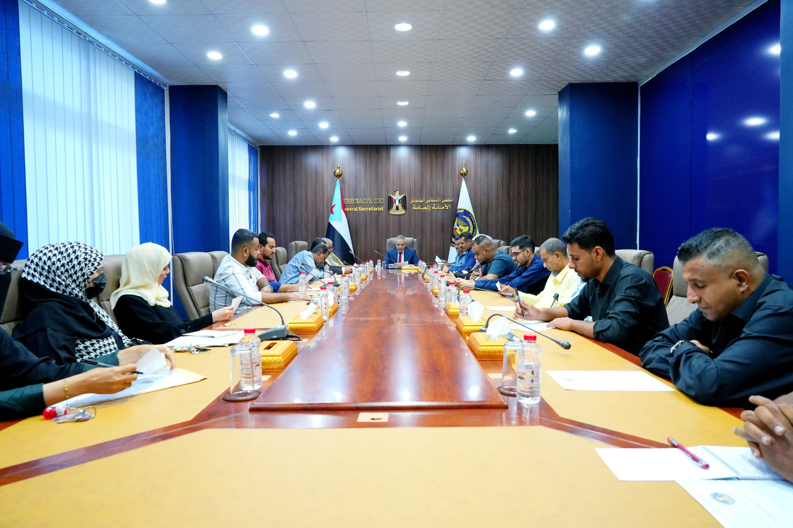 هيئة الشؤون الاجتماعية تحيي الاصطفاف الوطني للاتحادات والنقابات ومنظمات المجتمع المدني بكافة ساحات الاعتصام في الجنوب هيئة الشؤون الاجتماعية تحيي الاصطفاف الوطني للاتحادات والنقابات ومنظمات المجتمع المدني بكافة ساحات الاعتصام في الجنوب