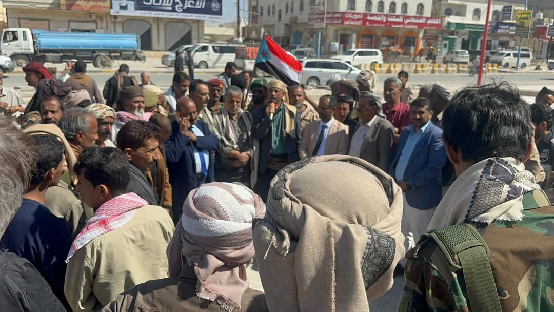 القطاع الصحي في شبوه يعلن انضمامه لمخيم الاعتصام المفتوح بعتق القطاع الصحي في شبوه يعلن انضمامه لمخيم الاعتصام المفتوح بعتق