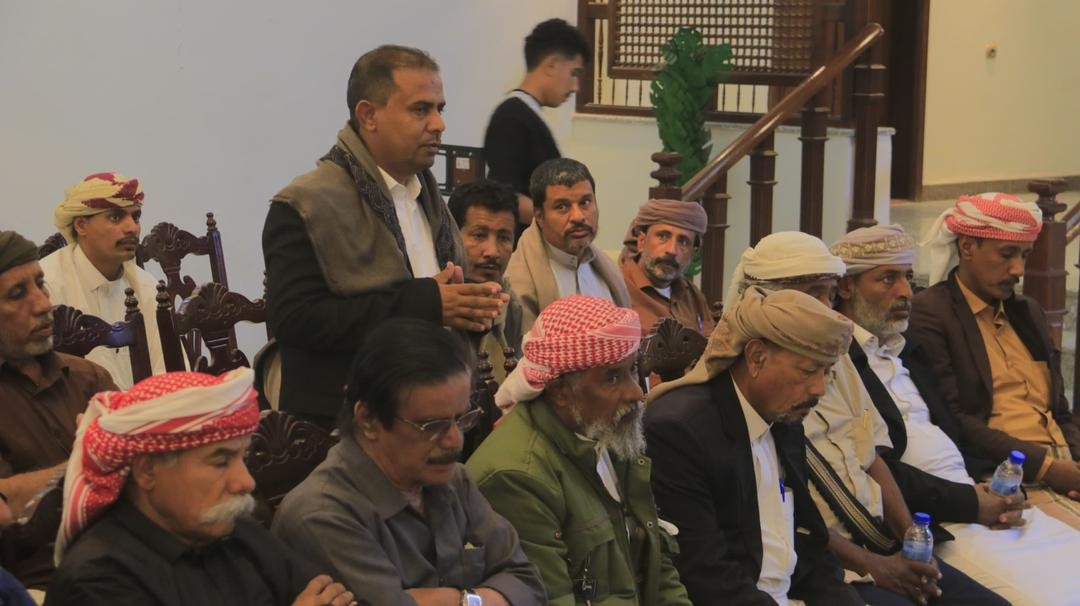 الكثيري يلتقي وجهاء وأعيان مديرية رخية الكثيري يلتقي وجهاء وأعيان مديرية رخية