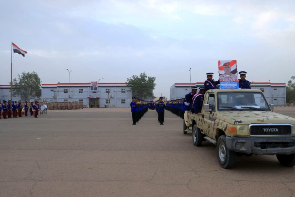تشييع رسمي وشعبي بمأرب لعدد من شهداء الواجب بالمنطقة العسكرية الأولى تشييع رسمي وشعبي بمأرب لعدد من شهداء الواجب بالمنطقة العسكرية الأولى
