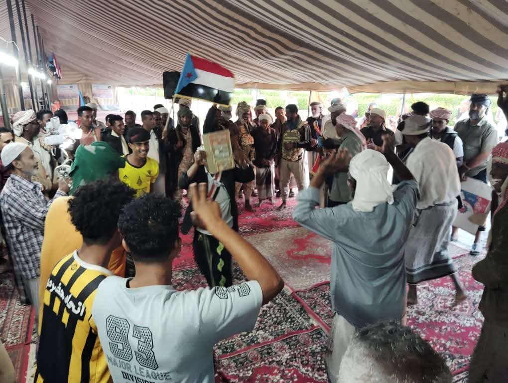 الجنوب ينتفض: مسيرات واعتصامات واسعة تطالب بإعلان دولة الجنوب العربي - الجنوب ينتفض: مسيرات واعتصامات واسعة تطالب بإعلان دولة الجنوب العربي -