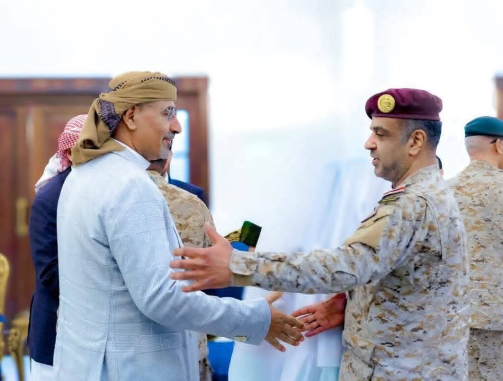 الرئيس الزُبيدي يستقبل قيادة القوات المشتركة لقوات التحالف العربي الرئيس الزُبيدي يستقبل قيادة القوات المشتركة لقوات التحالف العربي