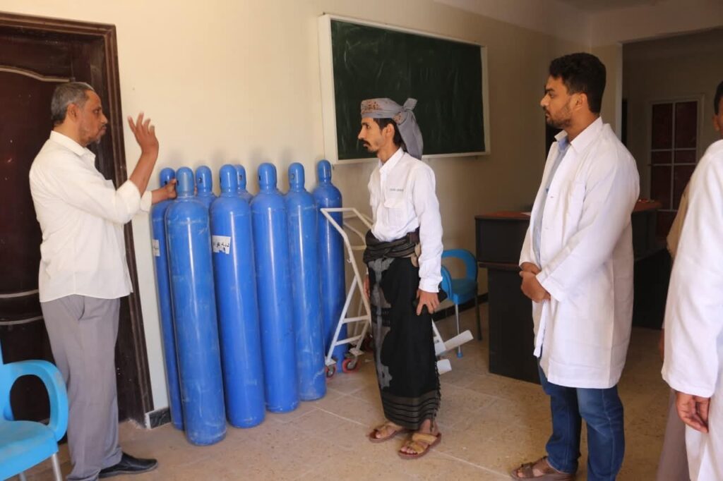 مدير عام مديرية العبر يتفقد مستشفى المديرية ويطلع على آخر التجهيزات قبل الأفتتاح مدير عام مديرية العبر يتفقد مستشفى المديرية ويطلع على آخر التجهيزات قبل الأفتتاح