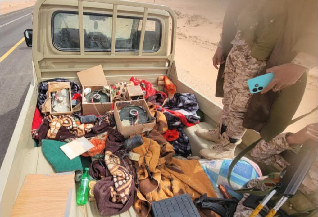 إحباط زرع عبوات ناسفة على خط مأرب – العبر – الوديعة بعملية أمنية استباقية لقوات درع الوطن إحباط زرع عبوات ناسفة على خط مأرب – العبر – الوديعة بعملية أمنية استباقية لقوات درع الوطن