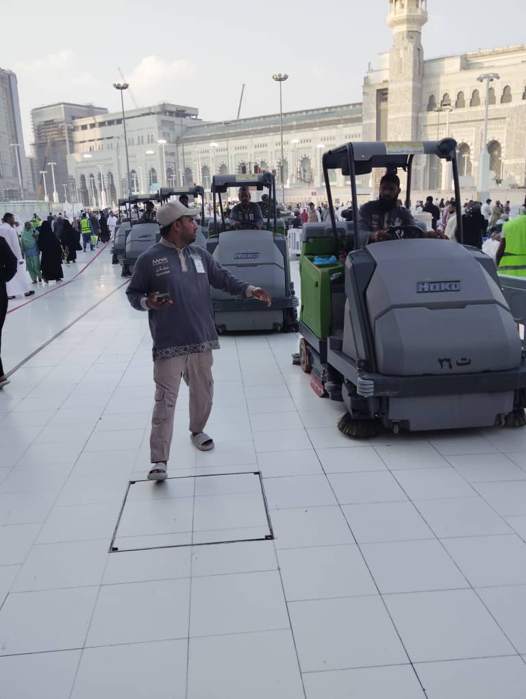 عجلة التنمية تدور بلا توقف في المملكة.. وضيوف الرحمن يشيدون بالخدمات السعودية المتميزة عجلة التنمية تدور بلا توقف في المملكة.. وضيوف الرحمن يشيدون بالخدمات السعودية المتميزة