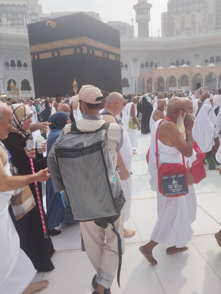 عجلة التنمية تدور بلا توقف في المملكة.. وضيوف الرحمن يشيدون بالخدمات السعودية المتميزة عجلة التنمية تدور بلا توقف في المملكة.. وضيوف الرحمن يشيدون بالخدمات السعودية المتميزة