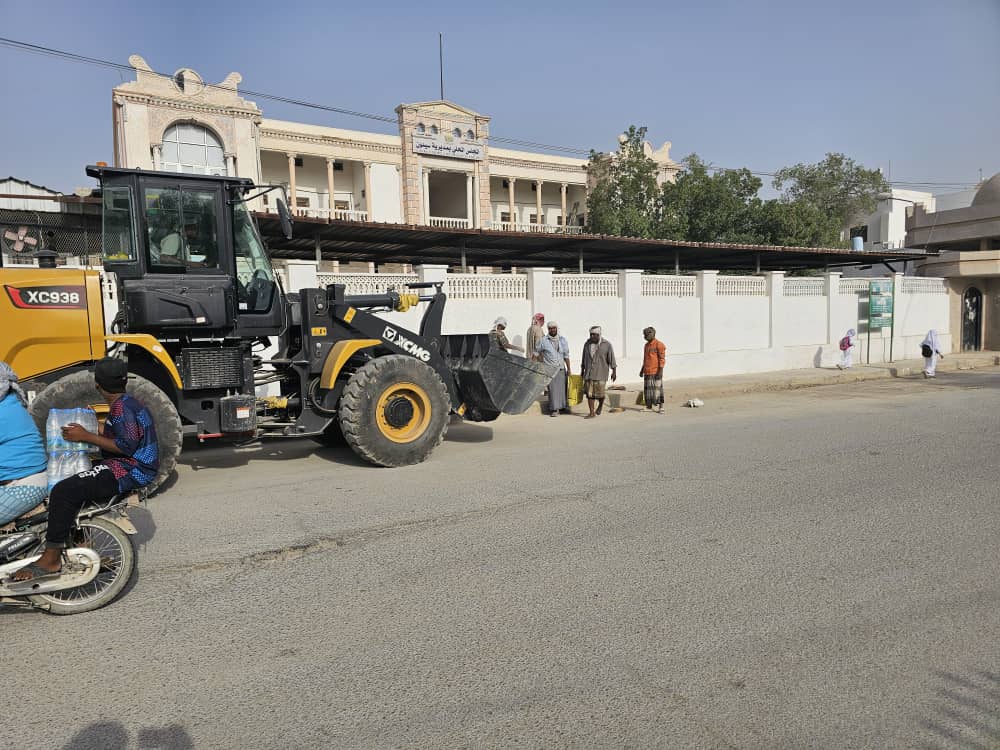 عمال النظافة..جيشنا البرتقالي عمال النظافة..جيشنا البرتقالي