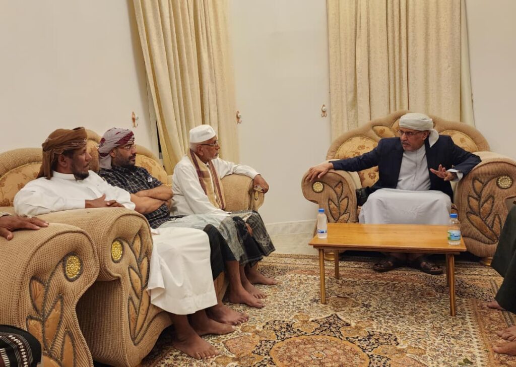 لقاء وطني يجمع رئاسة حاضرة حضرموت وكندة وقيادة المجلس الانتقالي عقب تحرير الوادي لقاء وطني يجمع رئاسة حاضرة حضرموت وكندة وقيادة المجلس الانتقالي عقب تحرير الوادي