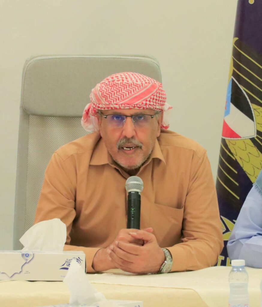 رئيس الجمعية الوطنية للانتقالي يلتقي مشايخ نهد ومرة والصيعر ويؤكد: “حضرموت على أعتاب مرحلة جديدة” رئيس الجمعية الوطنية للانتقالي يلتقي مشايخ نهد ومرة والصيعر ويؤكد: “حضرموت على أعتاب مرحلة جديدة”