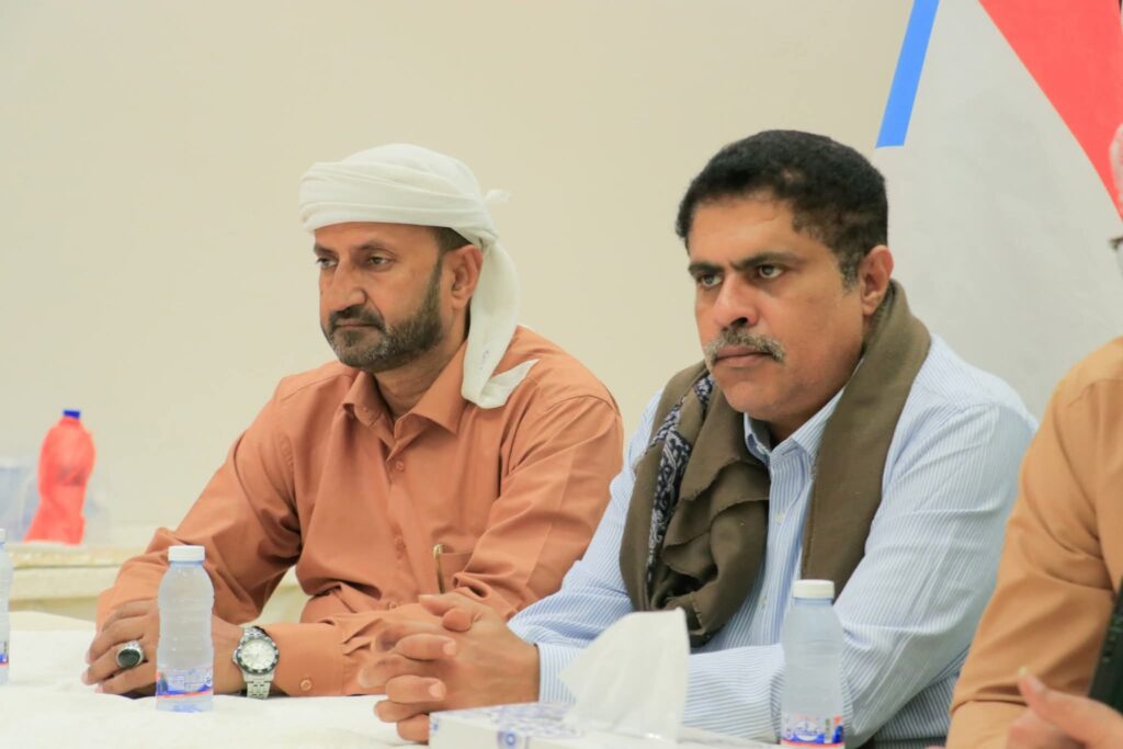 رئيس الجمعية الوطنية للانتقالي يلتقي مشايخ نهد ومرة والصيعر ويؤكد: “حضرموت على أعتاب مرحلة جديدة” رئيس الجمعية الوطنية للانتقالي يلتقي مشايخ نهد ومرة والصيعر ويؤكد: “حضرموت على أعتاب مرحلة جديدة”