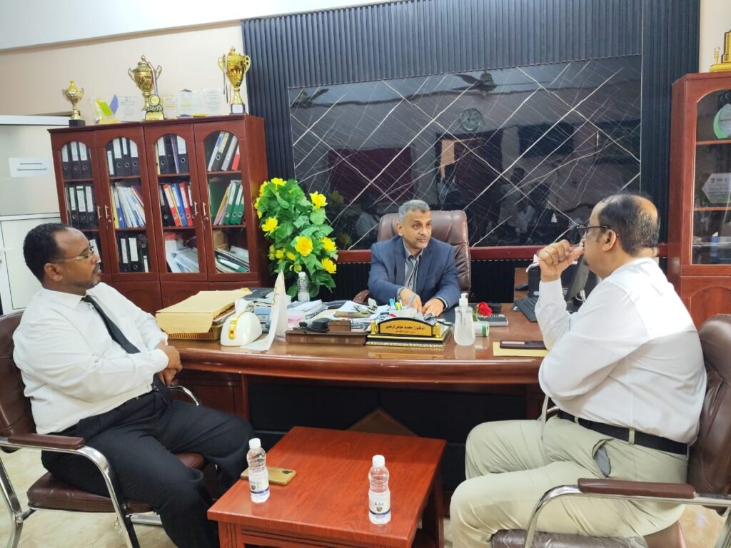 الوكيل باصريح يدشن أمتحانات الفصل الدراسي الأول بمعهد العلوم الصحية م/حضرموت بالمكلا للعام الدراسي 2025-2026م الوكيل باصريح يدشن أمتحانات الفصل الدراسي الأول بمعهد العلوم الصحية م/حضرموت بالمكلا للعام الدراسي 2025-2026م