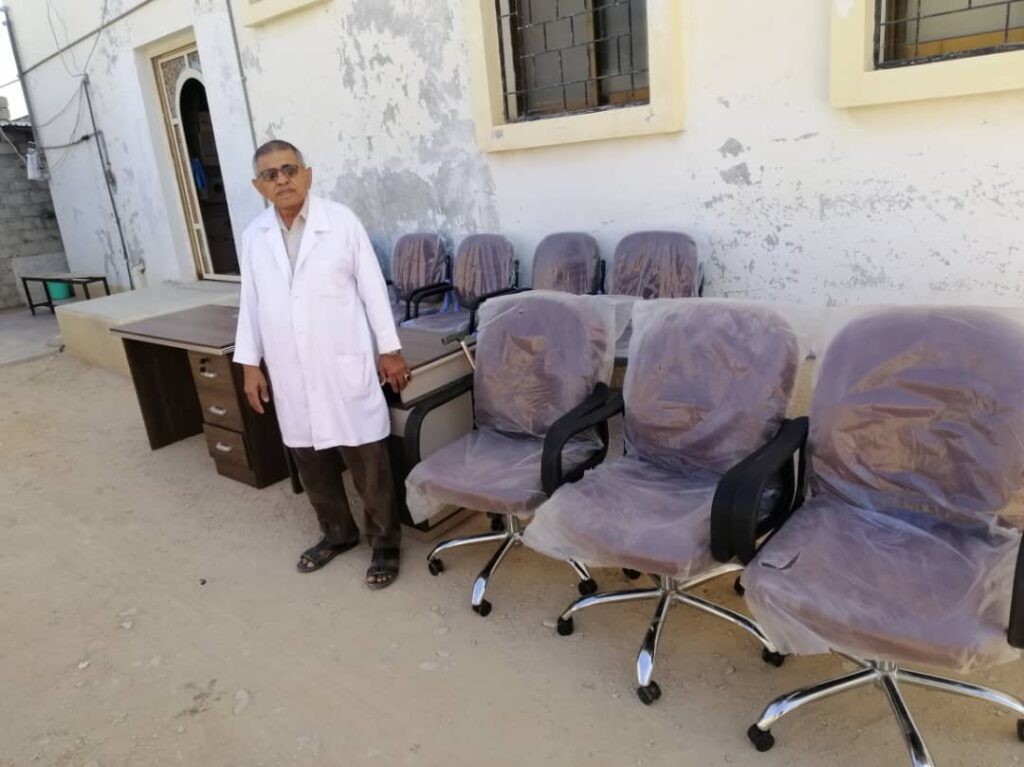 بكلفة اجمالية تقدر بـ : 7,300,000 ريال يمني .. المركز الصحي الاسعافي بتاربة يتسلم الدعم المقدم من وكيل محافظة حضرموت لشئوون مديريات الوادي والصحراء بكلفة اجمالية تقدر بـ : 7,300,000 ريال يمني .. المركز الصحي الاسعافي بتاربة يتسلم الدعم المقدم من وكيل محافظة حضرموت لشئوون مديريات الوادي والصحراء