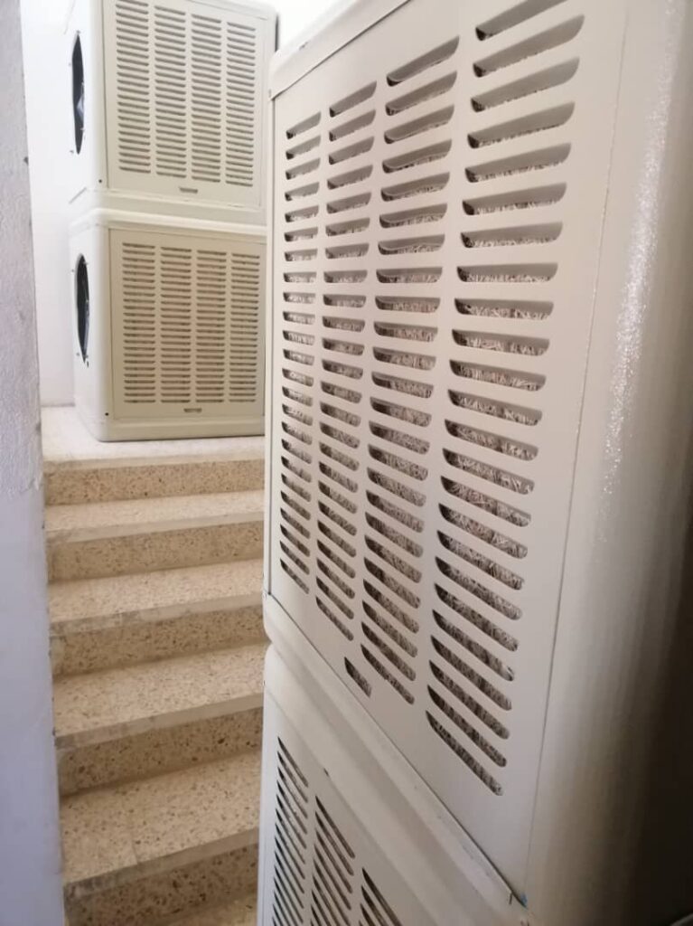 بكلفة اجمالية تقدر بـ : 7,300,000 ريال يمني .. المركز الصحي الاسعافي بتاربة يتسلم الدعم المقدم من وكيل محافظة حضرموت لشئوون مديريات الوادي والصحراء بكلفة اجمالية تقدر بـ : 7,300,000 ريال يمني .. المركز الصحي الاسعافي بتاربة يتسلم الدعم المقدم من وكيل محافظة حضرموت لشئوون مديريات الوادي والصحراء