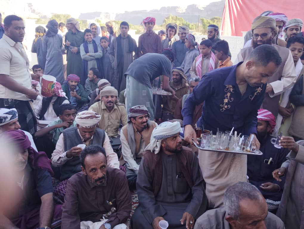 "وادي منوب" يحتفل بزفاف أبناء آل كليب في أجواء بهجة وفرح عارمة"شاهد الصور" "وادي منوب" يحتفل بزفاف أبناء آل كليب في أجواء بهجة وفرح عارمة"شاهد الصور"