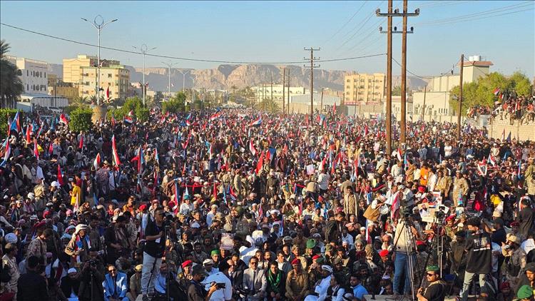 اخبار وتقارير - صور - فعالية مليونية في سيئون حضرموت دعماً للقوات الجنوبية والمطالبة بإعلان دولة الجنوب اخبار وتقارير - صور - فعالية مليونية في سيئون حضرموت دعماً للقوات الجنوبية والمطالبة بإعلان دولة الجنوب