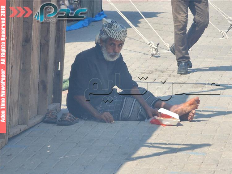 اخبار عدن - لليوم الثاني.. اعتصام مفتوح في ساحة العروض يطالب بـ "الاستقلال الثاني" واستعادة دولة الجنوب(صور) اخبار عدن - لليوم الثاني.. اعتصام مفتوح في ساحة العروض يطالب بـ "الاستقلال الثاني" واستعادة دولة الجنوب(صور)