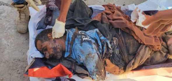 مصادر أمنية: 40 شهيد و85 جريحًا في الضالع غالبيتهم نساء وأطفال - مصادر أمنية: 40 شهيد و85 جريحًا في الضالع غالبيتهم نساء وأطفال -