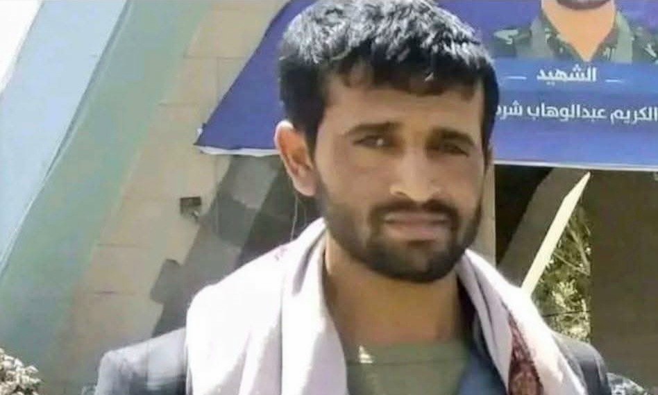 مصـ.ـرع شقيق قيادي حـ.ـوثي برصاص مسلـ.ـحين قبليين في عمران مصـ.ـرع شقيق قيادي حـ.ـوثي برصاص مسلـ.ـحين قبليين في عمران