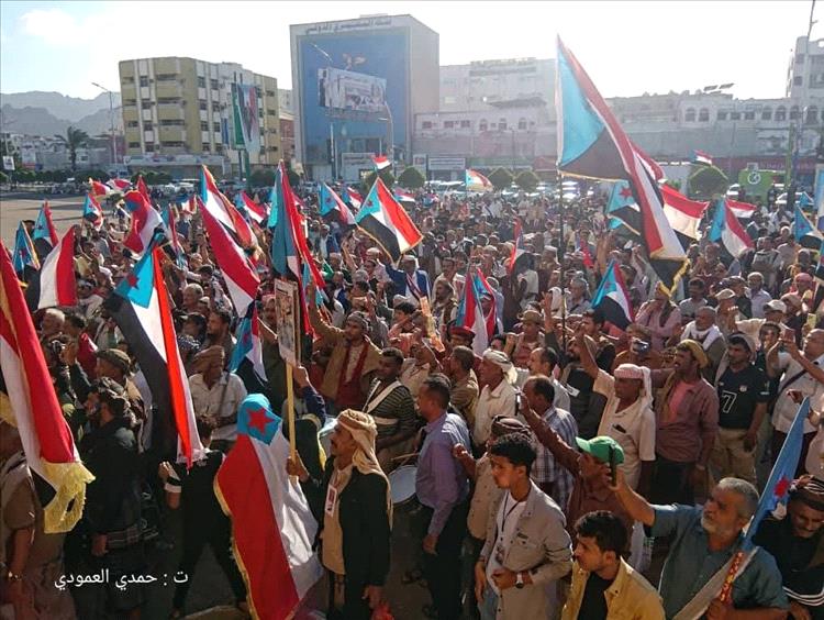 اخبار عدن - تظاهرة حاشدة في عدن احتفالاً بالذكرى العشرين للتصالح والتسامح الجنوبي اخبار عدن - تظاهرة حاشدة في عدن احتفالاً بالذكرى العشرين للتصالح والتسامح الجنوبي