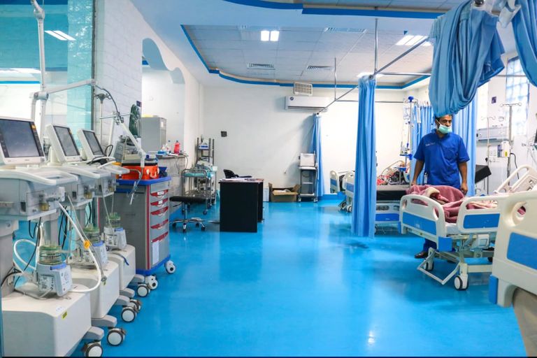 مستشفى شبوة ينفي «شائعات مغرضة» حول سحب أجهزته (صور) - مستشفى شبوة ينفي «شائعات مغرضة» حول سحب أجهزته (صور) -