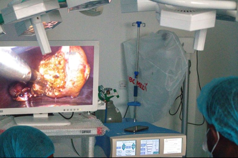 مستشفى شبوة ينفي «شائعات مغرضة» حول سحب أجهزته (صور) - مستشفى شبوة ينفي «شائعات مغرضة» حول سحب أجهزته (صور) -