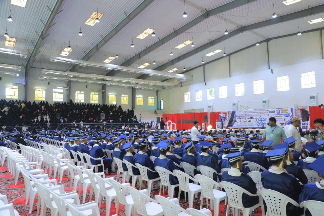 الوكيل العامري يشهد حفل تخرّج الدفعة السابعةو تكريم الطلبة الأوائل بجامعة سيئون الوكيل العامري يشهد حفل تخرّج الدفعة السابعةو تكريم الطلبة الأوائل بجامعة سيئون
