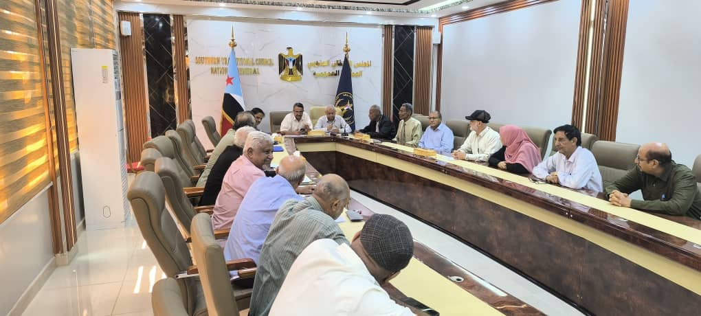 مجلس المستشارين يشدد على وحدة الصف الجنوبي والالتفاف حول القيادة السياسية - مجلس المستشارين يشدد على وحدة الصف الجنوبي والالتفاف حول القيادة السياسية -