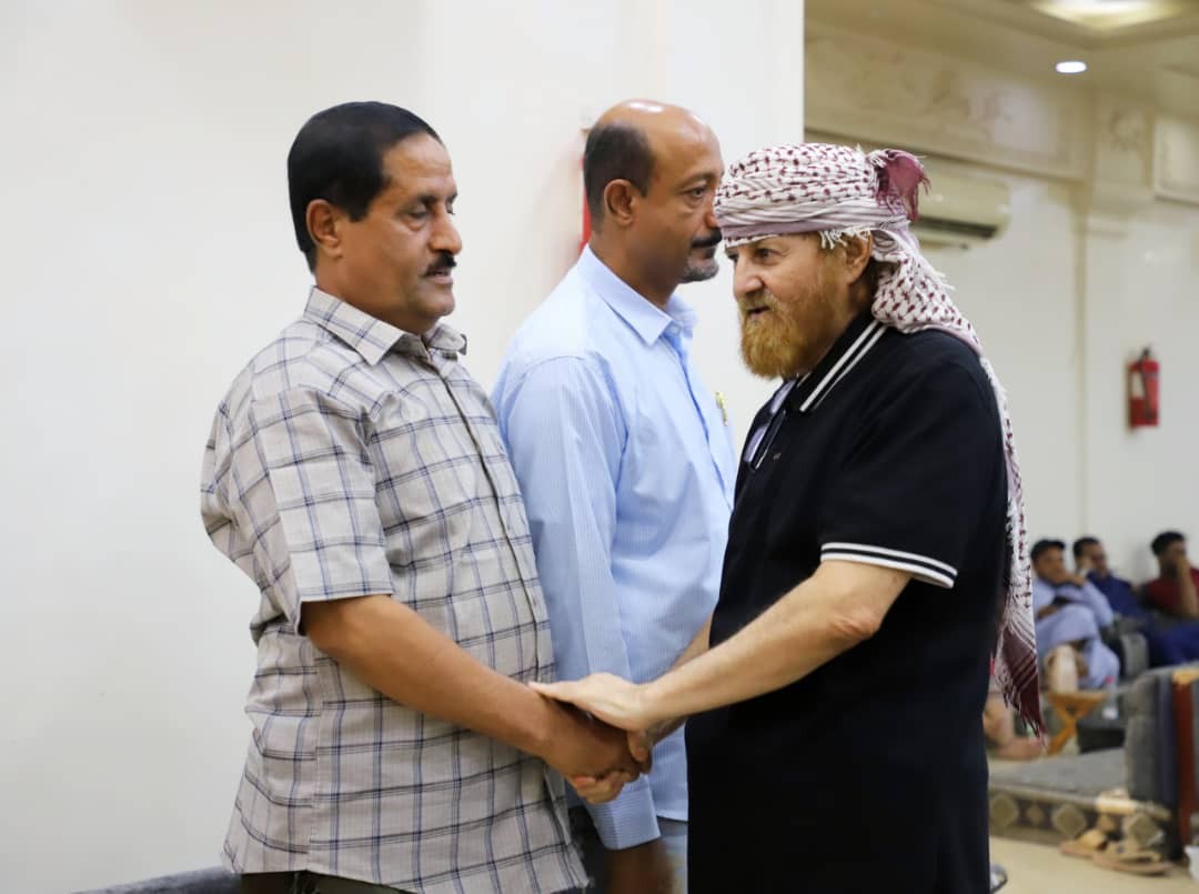 الأمانة العامة تقيم مجلس عزاء في فقيد الوطن الكبير الرئيس الجنوبي الأسبق علي سالم البيض الأمانة العامة تقيم مجلس عزاء في فقيد الوطن الكبير الرئيس الجنوبي الأسبق علي سالم البيض