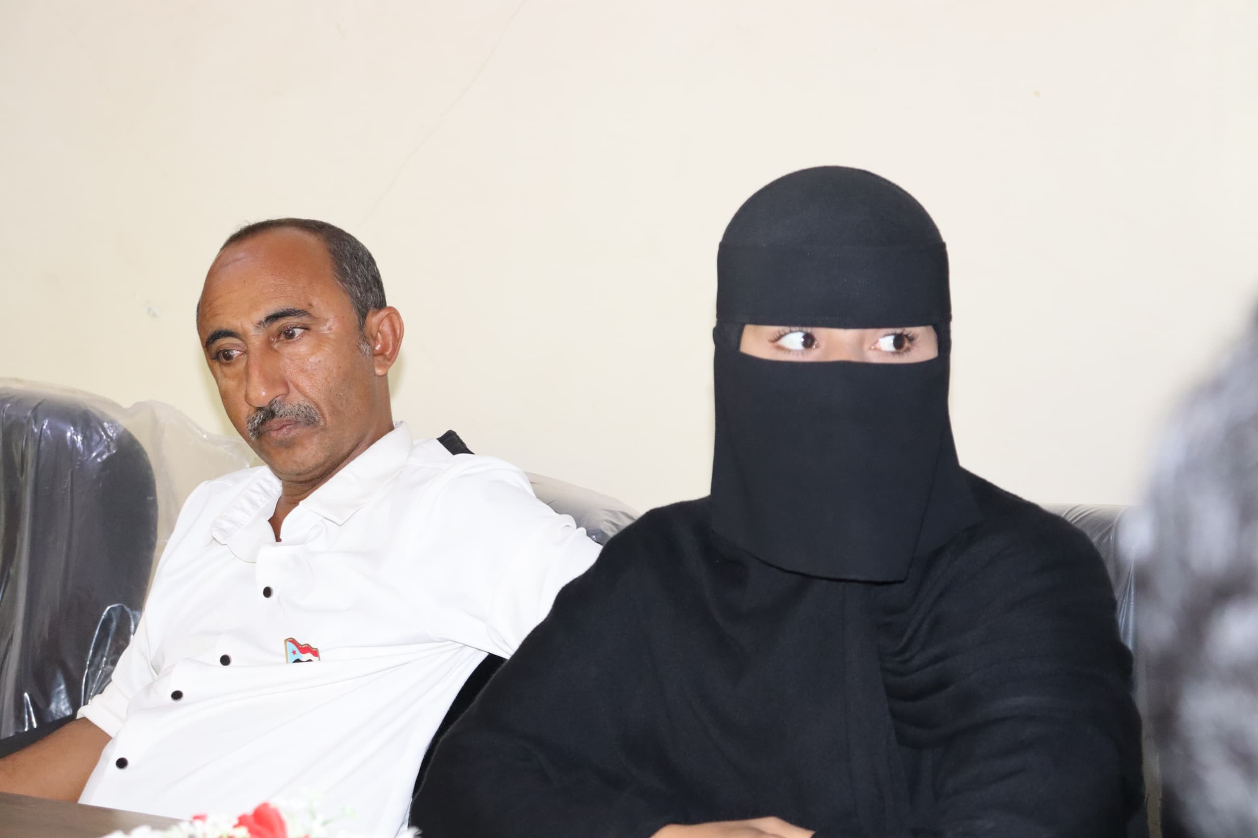 تنفيذية انتقالي سقطرى تبحث التحديات الخدمية وتشدد على أولوية خدمة المواطن تنفيذية انتقالي سقطرى تبحث التحديات الخدمية وتشدد على أولوية خدمة المواطن