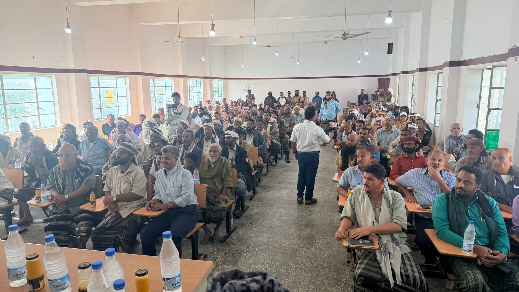 لقاء صبيحي موسّع بطور الباحة لتوحيد الصف وتعزيز الأمن في مديريات الصبيحة لقاء صبيحي موسّع بطور الباحة لتوحيد الصف وتعزيز الأمن في مديريات الصبيحة