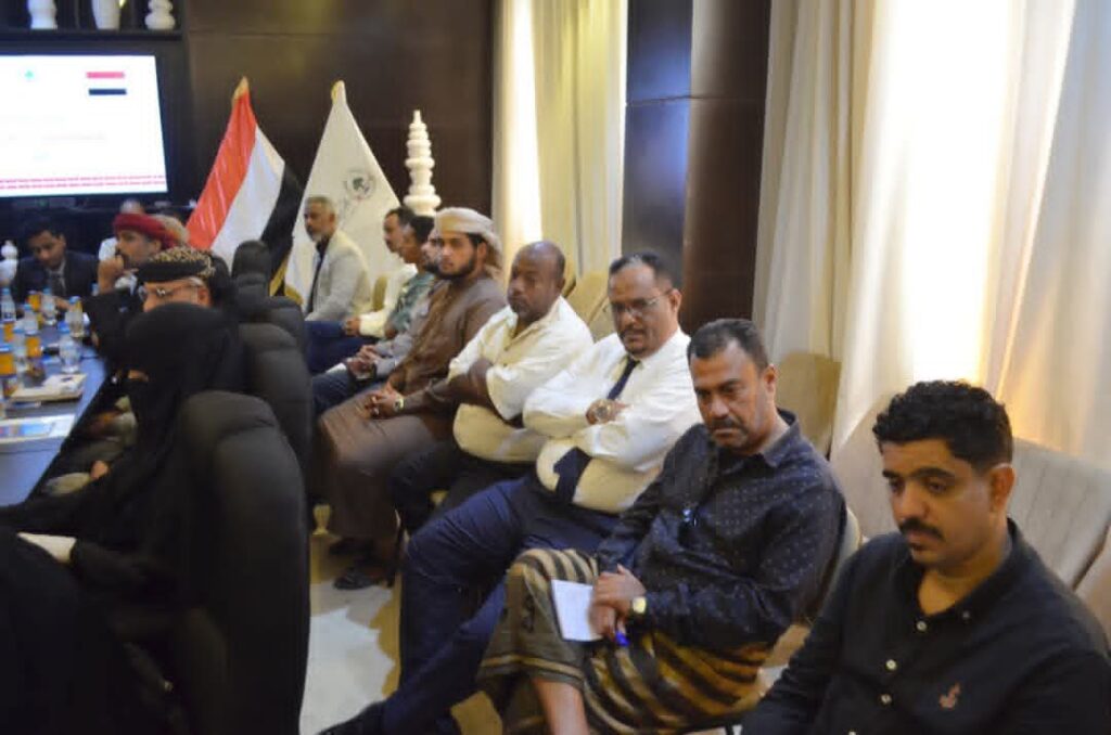 مجلس حضرموت الوطني يعقد لقاءً تشاورياً مع الإعلاميين بمدينة المكلا مجلس حضرموت الوطني يعقد لقاءً تشاورياً مع الإعلاميين بمدينة المكلا