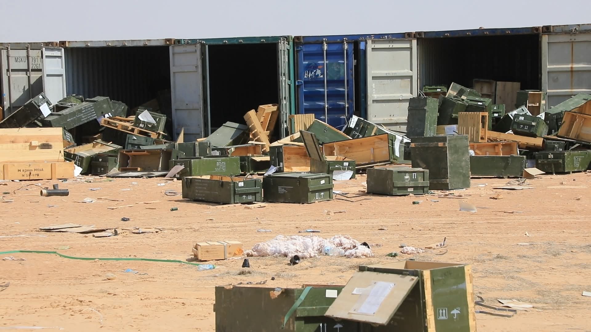 الخنبشي يدشن أول الرحلات الدولية لمطار الريان ويتفقد المواقع العسكرية المتضررة عقب الأحداث الأخيرة - الخنبشي يدشن أول الرحلات الدولية لمطار الريان ويتفقد المواقع العسكرية المتضررة عقب الأحداث الأخيرة -