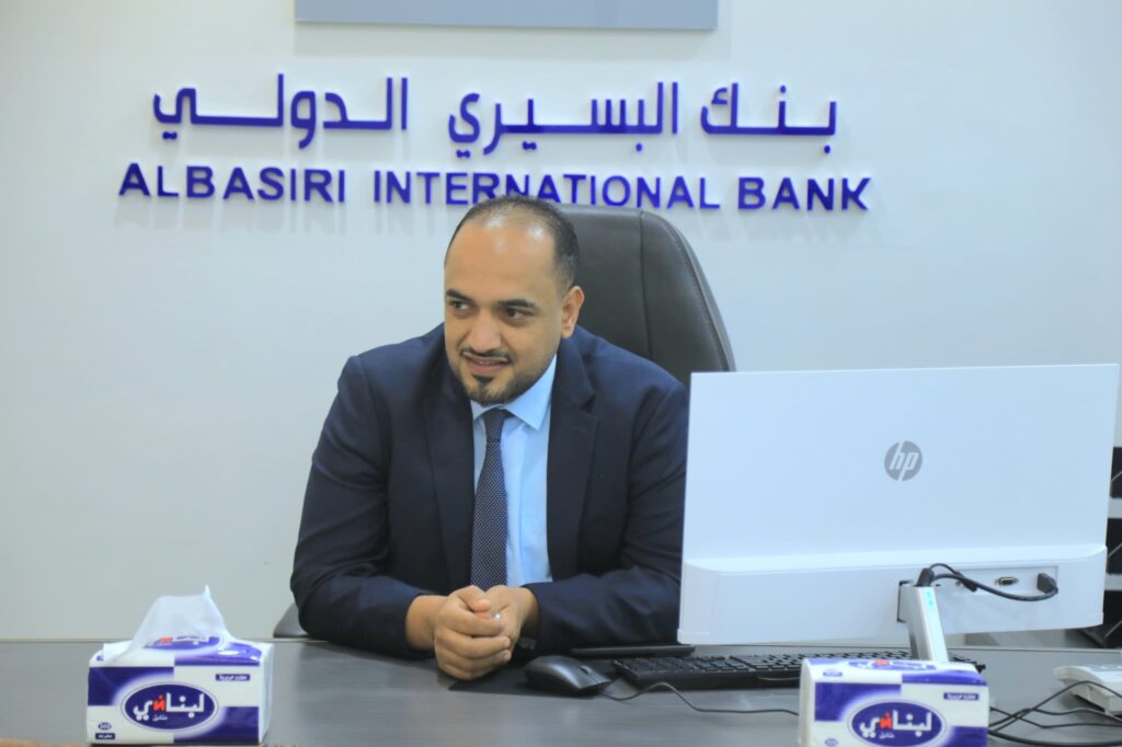 امين عام المهرة ومدير فروع بنك البسيري يفتتحان بنك البسيري الدولي وفندق جود السياحي في الغيظة ضمن خطط تعزيز الاستثمار امين عام المهرة ومدير فروع بنك البسيري يفتتحان بنك البسيري الدولي وفندق جود السياحي في الغيظة ضمن خطط تعزيز الاستثمار