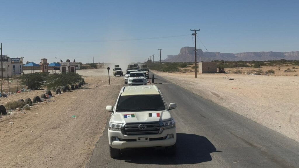 أعلن 3يناير يوم النصر .. محافظ حضرموت يصل سيئون عقب نجاح عملية "استلام المعسكرات" لتأمين الوادي وتطبيع الحياة في حضرموت أعلن 3يناير يوم النصر .. محافظ حضرموت يصل سيئون عقب نجاح عملية "استلام المعسكرات" لتأمين الوادي وتطبيع الحياة في حضرموت