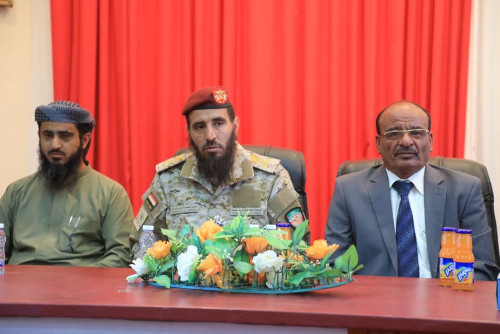 في لقاء عام بقيادة السلطة المحلية واعضاء المكتب التنفيذي وأعضاء مجلسي النواب والشورى والقيادات السياسية بوادي وصحراء حضرموت في لقاء عام بقيادة السلطة المحلية واعضاء المكتب التنفيذي وأعضاء مجلسي النواب والشورى والقيادات السياسية بوادي وصحراء حضرموت