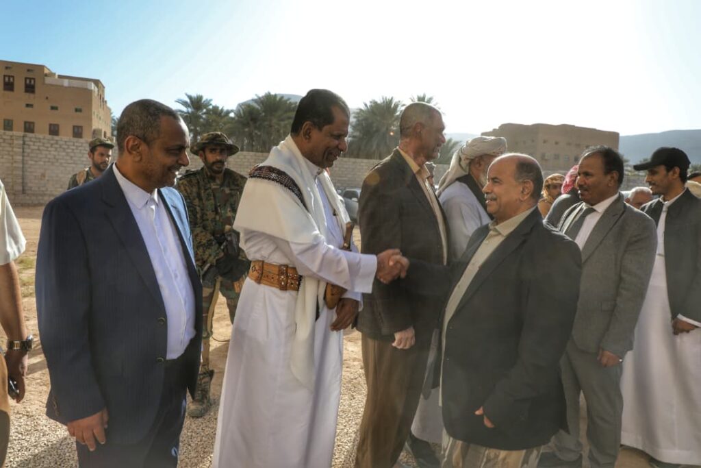 محافظ حضرموت يفتتح مقر مجلس حضرموت الوطني بمدينة سيئون محافظ حضرموت يفتتح مقر مجلس حضرموت الوطني بمدينة سيئون