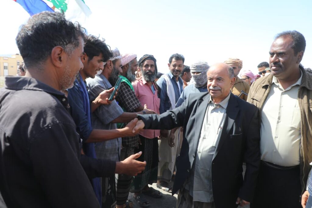 محافظ حضرموت يصل مدينة المكلا عاصمة حضرموت لتطبيع الأوضاع في المحافظة محافظ حضرموت يصل مدينة المكلا عاصمة حضرموت لتطبيع الأوضاع في المحافظة