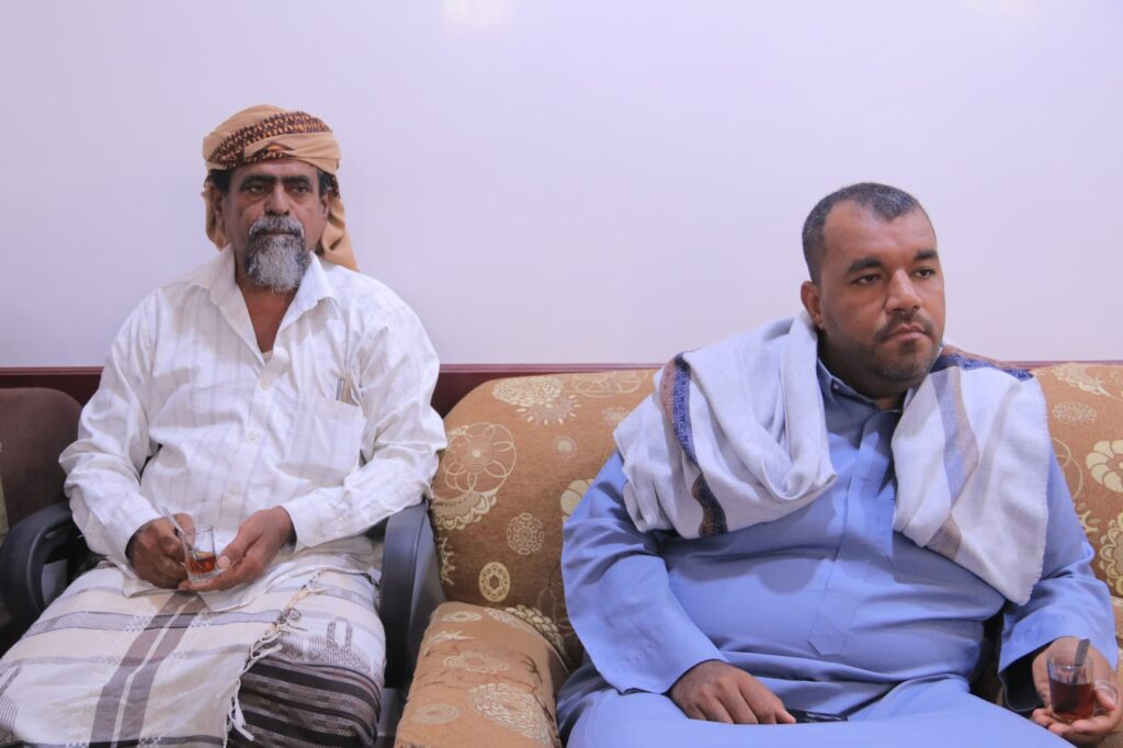 اجتماع استثنائي للمكتب التنفيذي بمديرية شبام لبحث وتطبيع الحياة وتعزيز الخدمات ودعم جهود الأمن والاستقرار بالمديرية اجتماع استثنائي للمكتب التنفيذي بمديرية شبام لبحث وتطبيع الحياة وتعزيز الخدمات ودعم جهود الأمن والاستقرار بالمديرية