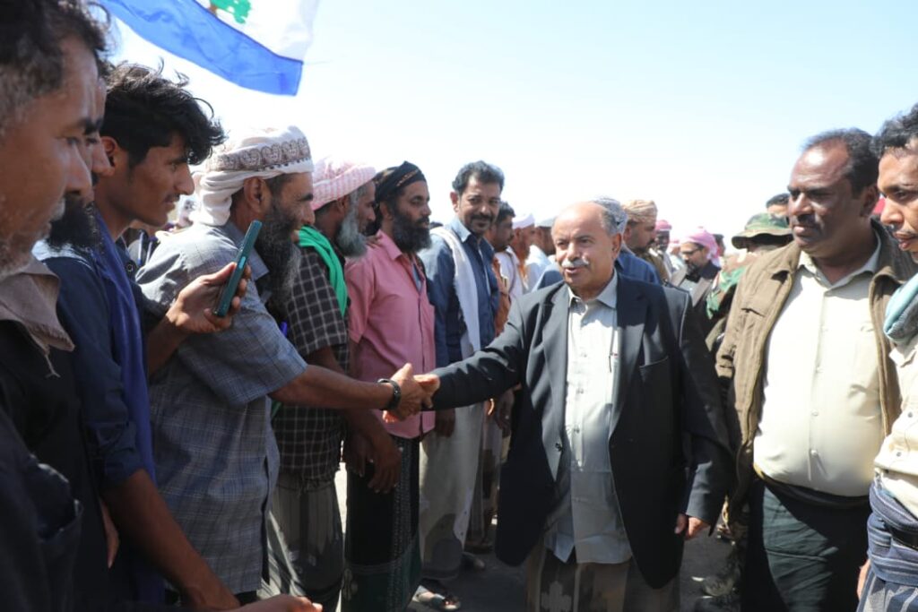 محافظ حضرموت يصل مدينة المكلا عاصمة حضرموت لتطبيع الأوضاع في المحافظة محافظ حضرموت يصل مدينة المكلا عاصمة حضرموت لتطبيع الأوضاع في المحافظة