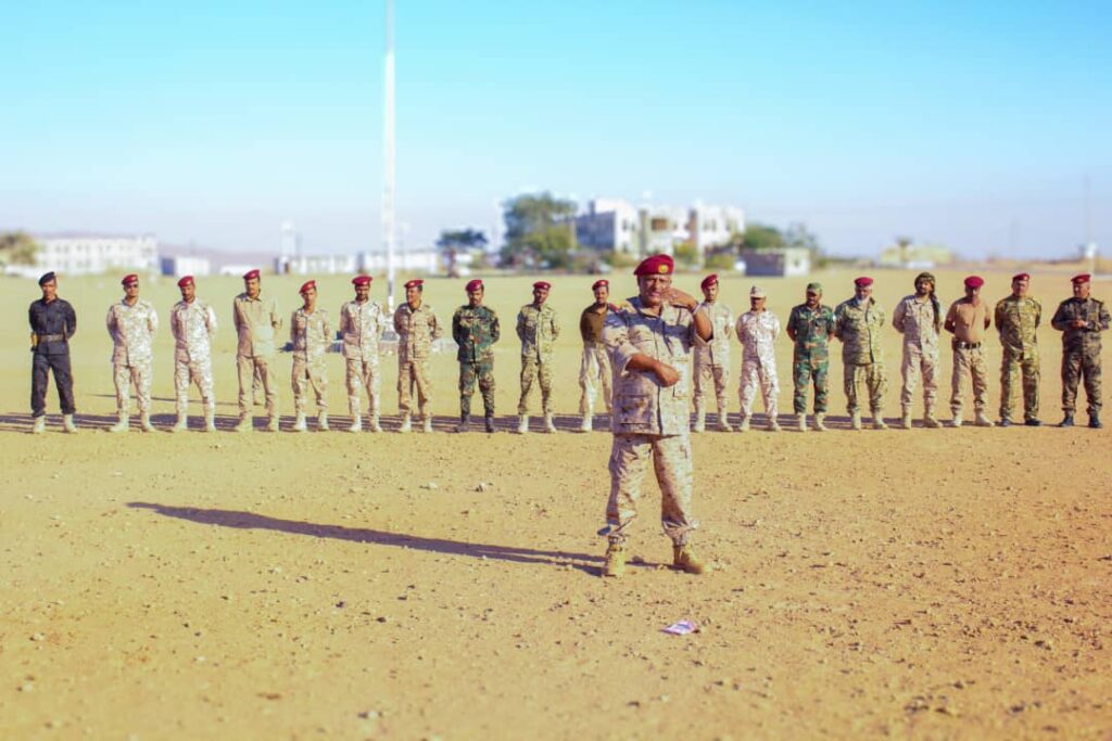 رجال في زمن الشدائدقائد لواء الريان بالمنطقة العسكرية الثانية يحتفي بصمود ابطال منتسبي اللواء ويجدد العهد رجال في زمن الشدائدقائد لواء الريان بالمنطقة العسكرية الثانية يحتفي بصمود ابطال منتسبي اللواء ويجدد العهد