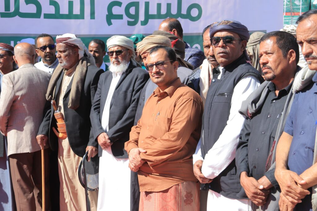 الوكيل العامري يدشن تنفيذ أربعة مشاريع إنسانية ممولة من مركز الملك سلمان للإغاثة بوادي وصحراء حضرموت الوكيل العامري يدشن تنفيذ أربعة مشاريع إنسانية ممولة من مركز الملك سلمان للإغاثة بوادي وصحراء حضرموت