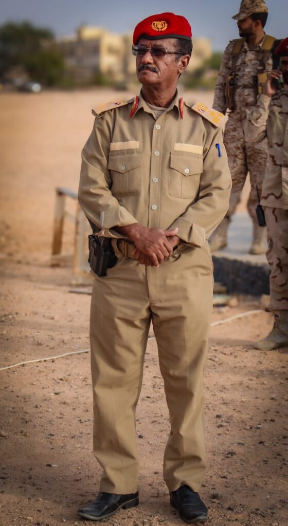 أركان المنطقة العسكرية الثانية يتفقد لواء الريان ويشيد بجاهزيته النموذجية أركان المنطقة العسكرية الثانية يتفقد لواء الريان ويشيد بجاهزيته النموذجية