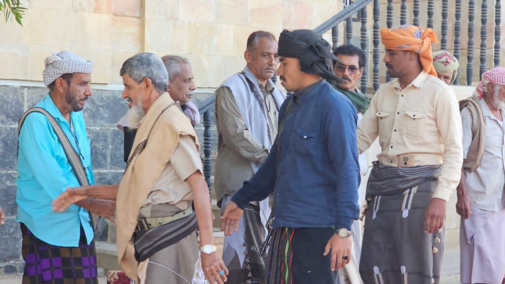 شاهد بالصور .. السلطة المحلية بمديرية الريدة وقصيعر تقيم مجلس عزاء للفقيد المناضل الرئيس علي البيض شاهد بالصور .. السلطة المحلية بمديرية الريدة وقصيعر تقيم مجلس عزاء للفقيد المناضل الرئيس علي البيض