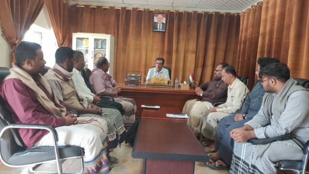 اللجنة الثقافية الاجتماعية لأندية وادي حضرموت تقف على الترتيبات النهائية للمسابقة الثقافية لمعلمي المدارس الثانوية بالوادي اللجنة الثقافية الاجتماعية لأندية وادي حضرموت تقف على الترتيبات النهائية للمسابقة الثقافية لمعلمي المدارس الثانوية بالوادي